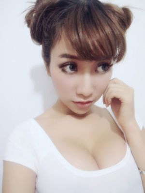 少妇交换做爰在线看
