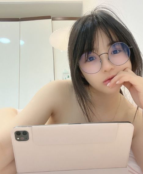 一个人免费视频